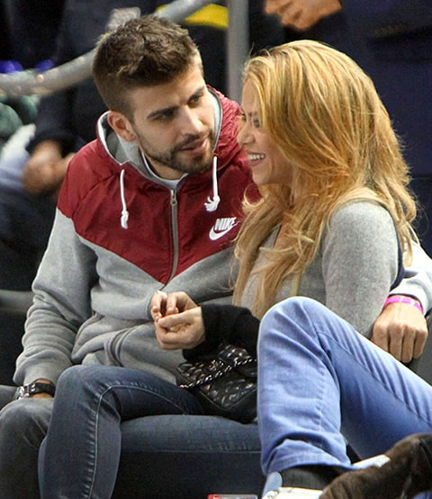 Is shakira still dating gerard pique