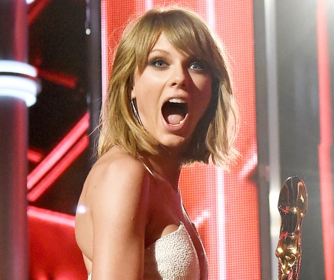 Taylor Swift Tops Kim Kardashian and Beyonce With 50 Million Instagram ...
Taylor Swift