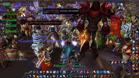 Minutes before the opening of Ahn'Qiraj on Alleria on February 10, 2006.