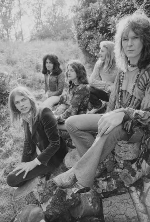 English progressive rock group Yes, UK, 19th September 1974. Left to right: guitarist Steve Howe, keyboard player Patrick Moraz, singer Jon Anderson, drummer Alan White and bassist Chris Squire.