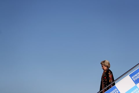 emocratic presidential nominee former Secretary of State Hillary Clinton arrives at Detroit Metropolitan Wayne County Airport on October 10, 2016 in Detroit, Michigan. A day after the second presidential debate in St. Louis, Hillary Clinton is campaigning in Michigan and Ohio.