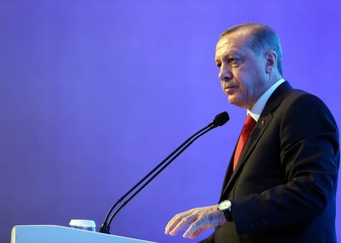 At the Atlantic Council summit in Istanbul on April 28th, Turkish President Recep Tayyip Erdogan expressed confidence that he would be able to open a 'new page' in relations with Washington at a scheduled meeting next month with President Trump.