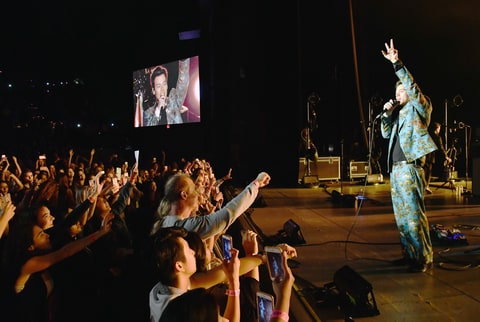 Harry styles los angeles solo tour