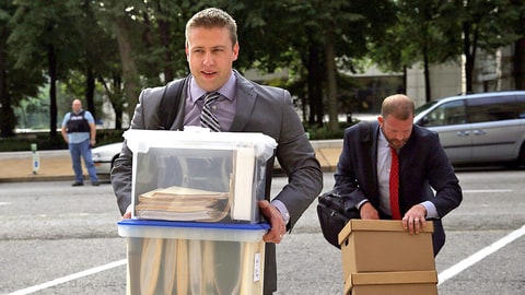 Former St. Louis city police officer Jason Stockley, 36, center, arrives with his legal team on Tuesday, Aug. 1, 2017, at the Carnahan Courthouse in St. Louis. Opening statements are planned Tuesday for Jason Stockley, who is charged with first-degree murder and armed criminal action in the 2011 death of 24-year-old Anthony Lamar Smith. (Laurie Skrivan/St. Louis Post-Dispatch via AP)