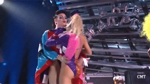 Miley cyrus kissing girl nakef consider Miley cyrus kissing girl nakef