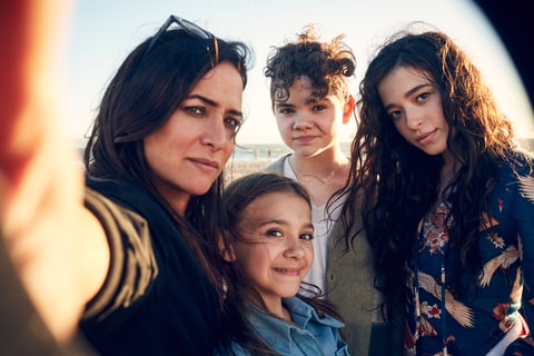 Pamela Adlon 'Better Things' olivia edward hannah alligood mikey madison fx