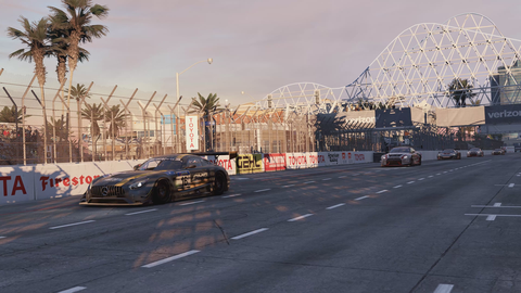 GT3 cars go nose-to-tail at Long Beach