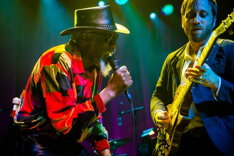 Robert Finley performs with Dan Auerbach and the Easy Eye Sound Revue at Brooklyn Steel in March 2018.