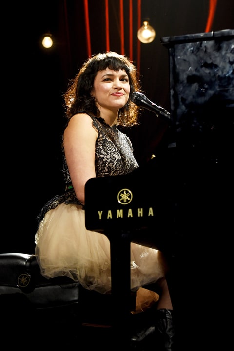 norah jones, norah jones interview, norah jones profile, norah jones rolling stone, norah jones new album, norah jones family, norah jones ravi shankar, norah jones flipside, norah jones day breaks