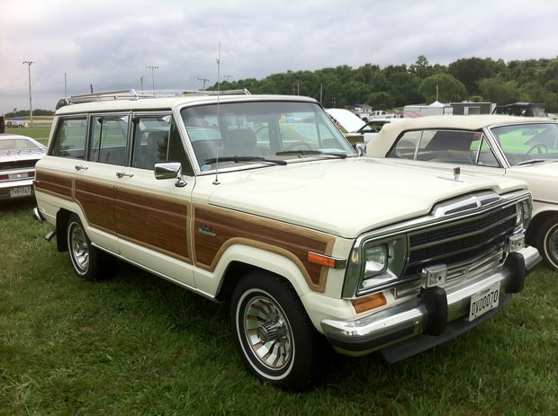 Jeep Grand Wagoneer