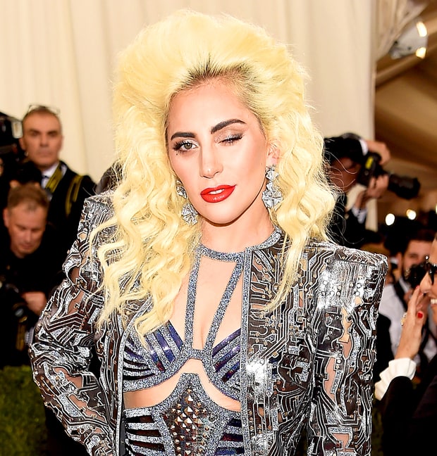 527369704_lady-gaga-zoom-6967f77f-e923-4