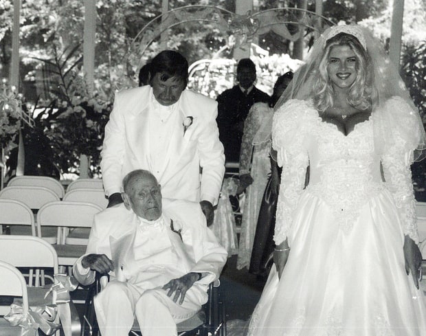 Marriage to J. Howard Marshall II | Remembering Anna Nicole Smith's