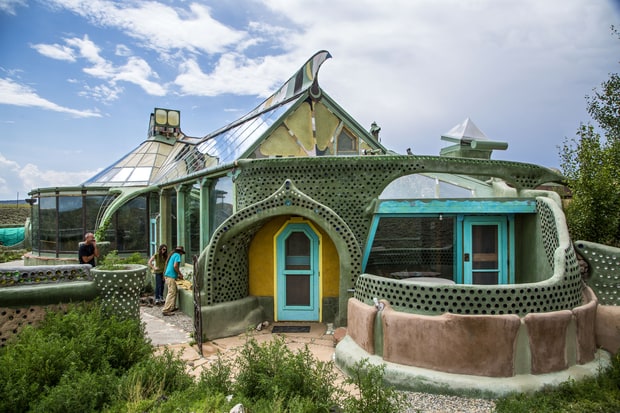 The 15 Weirdest Outdoor Attractions in the U.S. Worth Visiting The 15 Weirdest Outdoor Attractions in the U.S. Worth Visiting