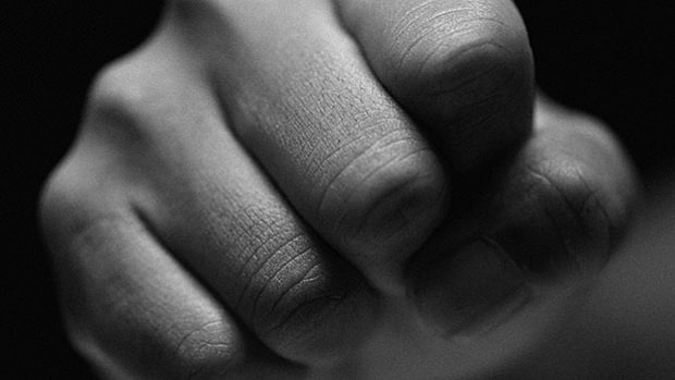Cure cracked knuckles