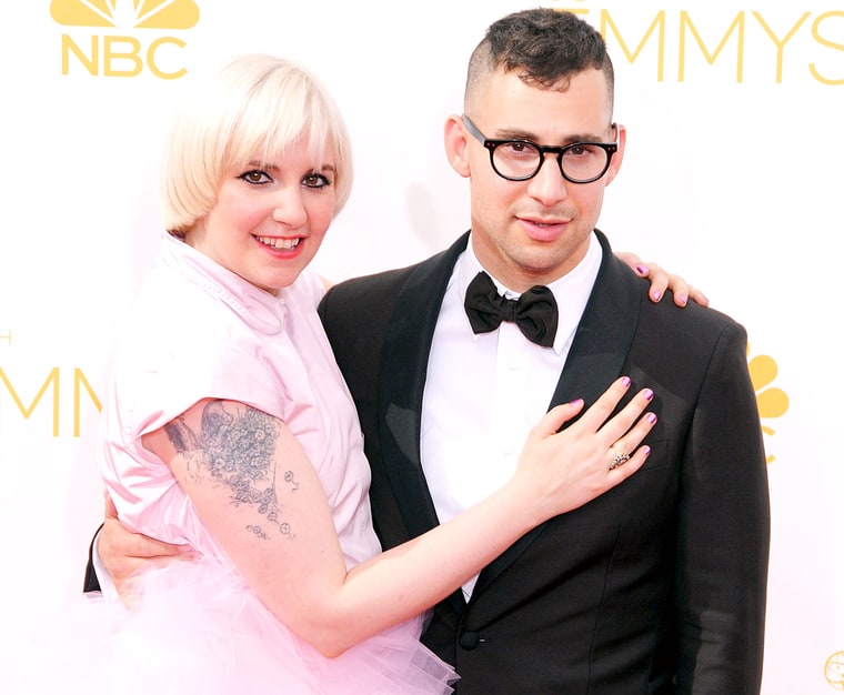 lena dunham jack antonoff engaged lena dunham is not engaged to jack antonoff us weekly lena dunham jack antonoff engaged lena dunham is not engaged to jack antonoff us weekly