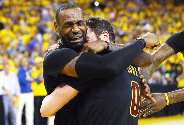 lebron-james-f6e9ccfa-261e-4346-b6d1-b3e