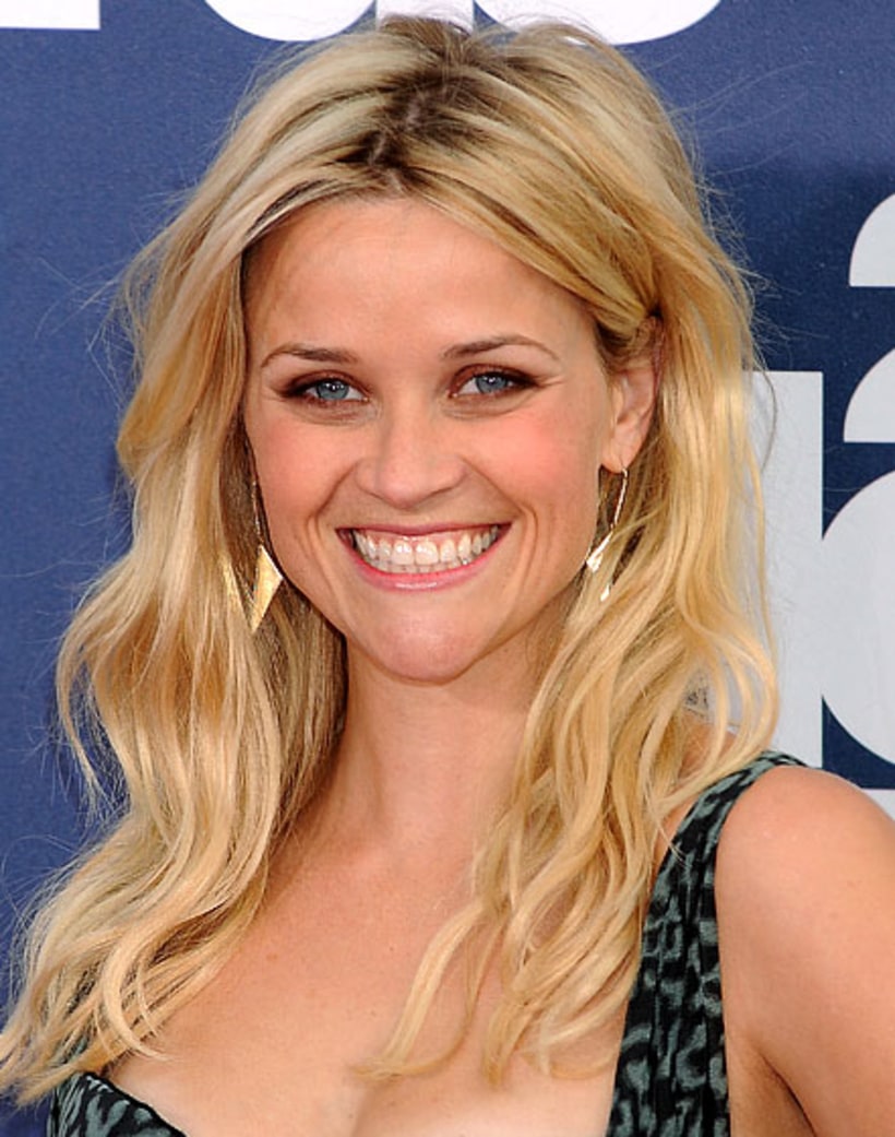 Beachy Texture Photo Reese Witherspoons 10 Best | beachy texture reese witherspoon s 10 best hairstyles Beachy Texture Photo Reese Witherspoons 10 Best | beachy texture reese witherspoon s 10 best hairstyles