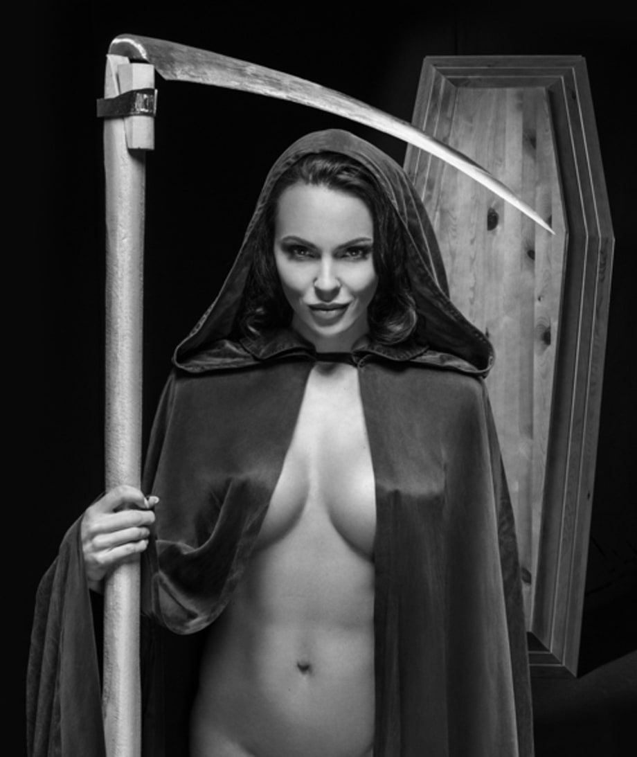 Linder Coffin Girls