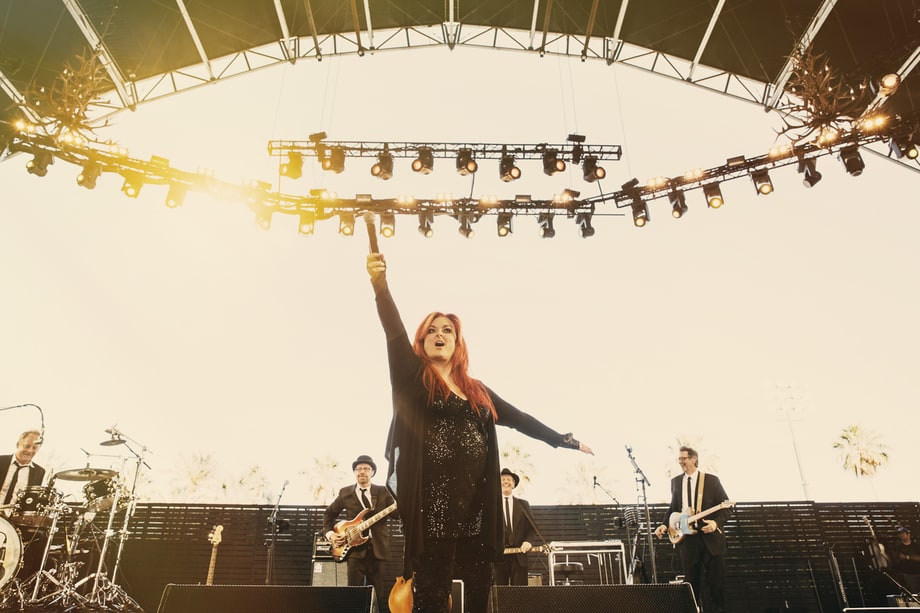 Wynonna and the Big Noise
