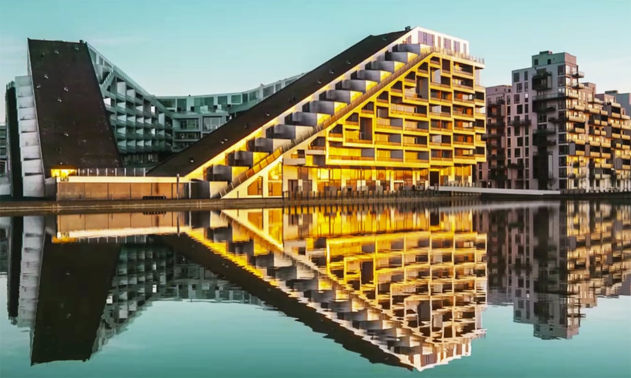 Fri, 2/10: Abstract: The Art of Design (Netflix)