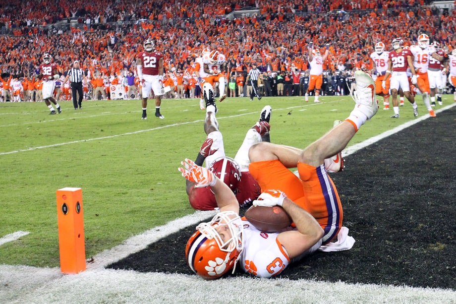 Clemson Stuns Alabama