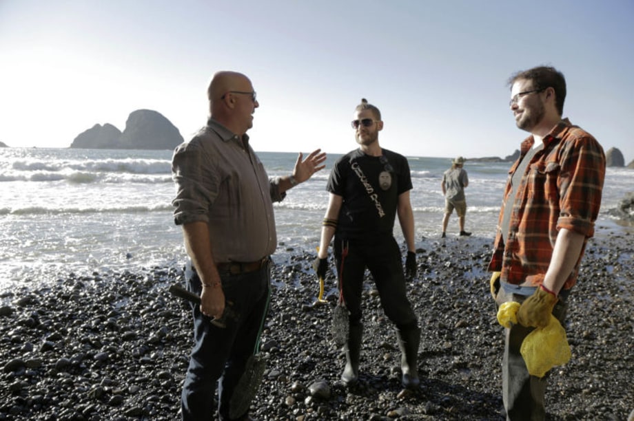 Tues 1/31: Bizarre Foods (Travel Channel)