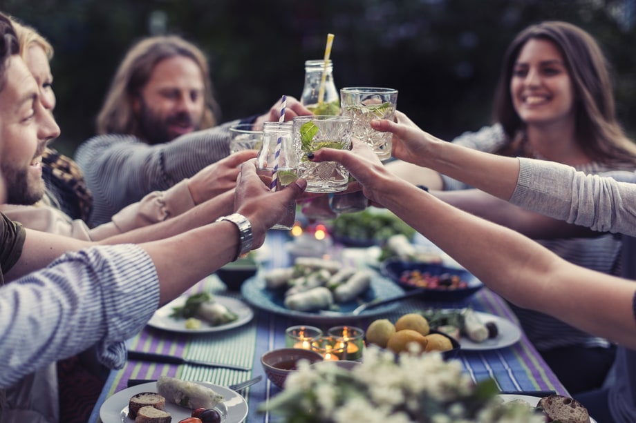 Mixology in the Digital Age: 9 High-Tech Cocktail Gadgets