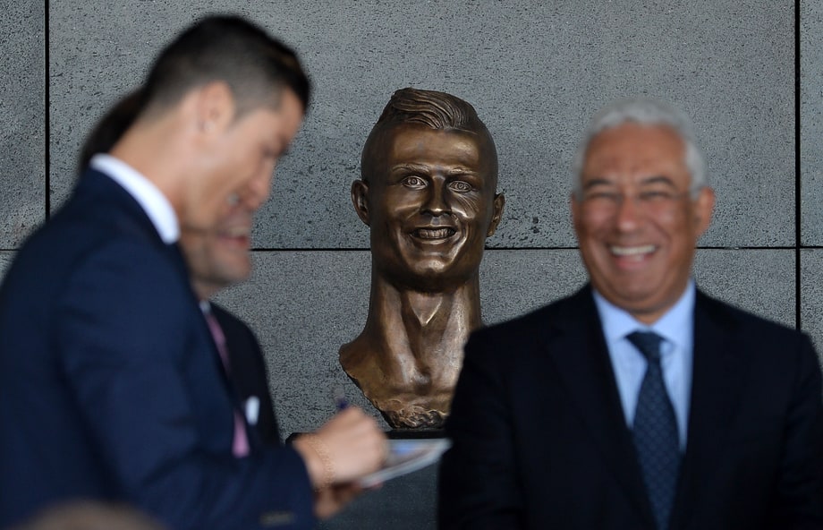 8 Worst Statues of Sports Legends