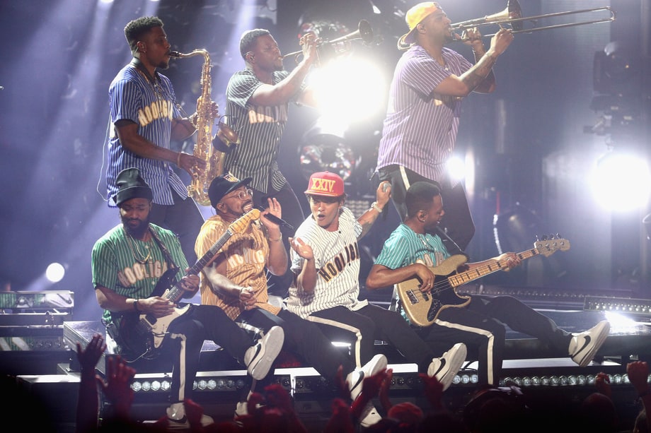 BEST: Bruno Mars and Posse Have the Moves
