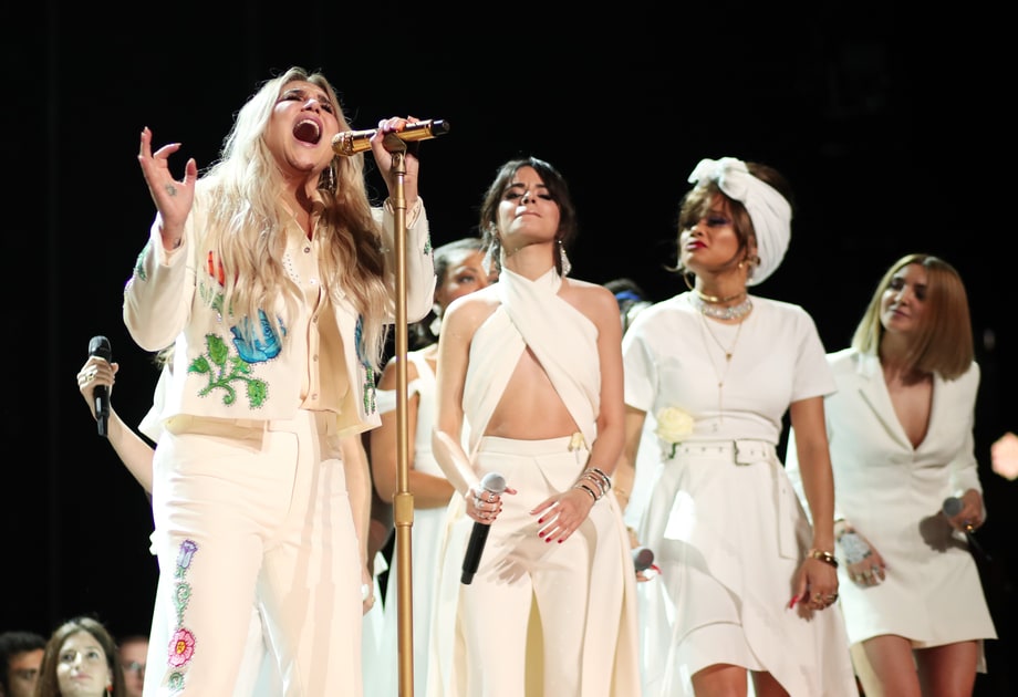 Best of the Night: Kesha and Friends Stage a #MeToo Intervention