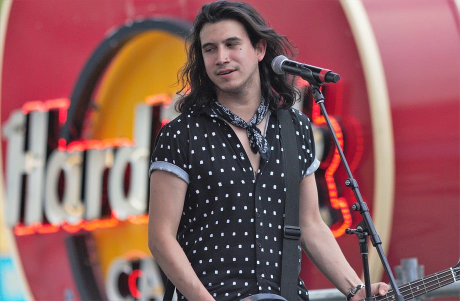 Best Brotherly Love: The Last Bandoleros