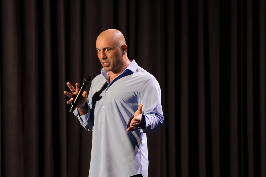 Sat 10/22: Joe Rogan: Triggered (NETFLIX)