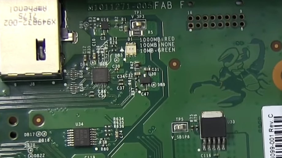 Daily Glixel: A Tiny Master Chief is Riding a Scorpion Inside the Xbox One X