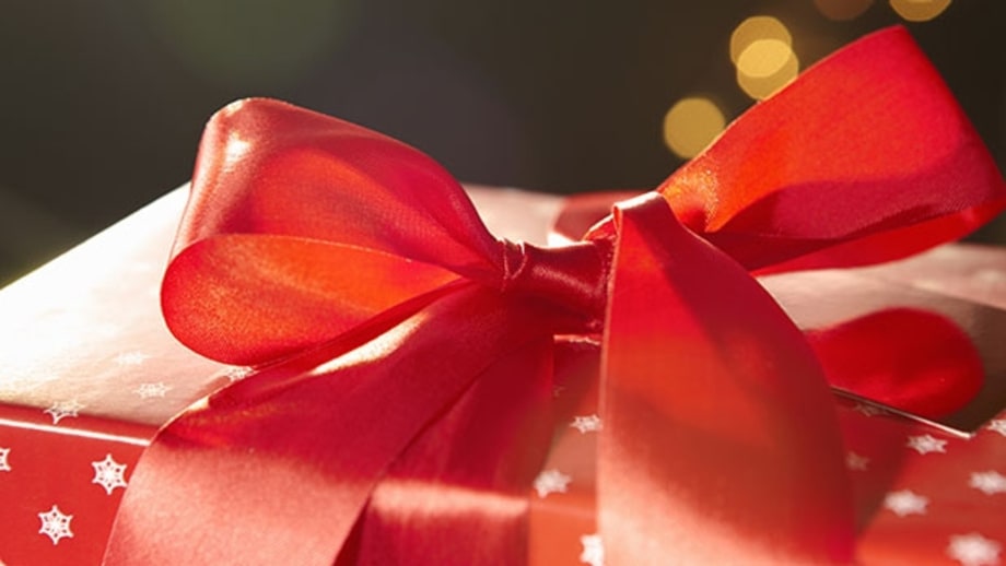 10 Gifts You Should Never Buy