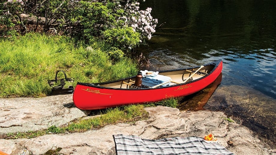 11 Must-Haves for a Day on the Lake
