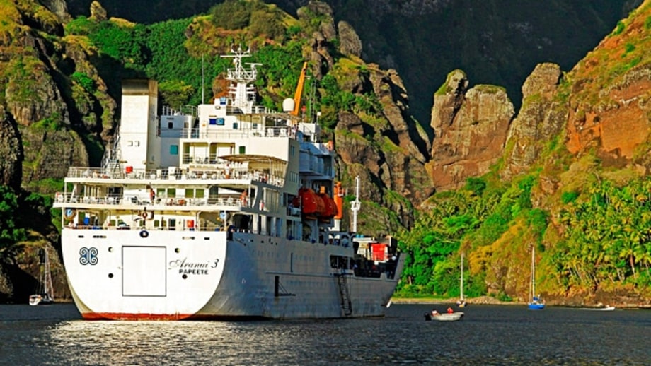 Aranui: Marquesas and Tuamotu