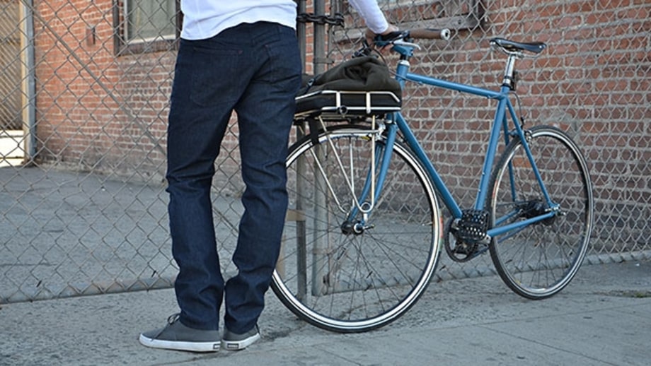 Best Men's Commuter Jeans for Riding Your Bike To Work