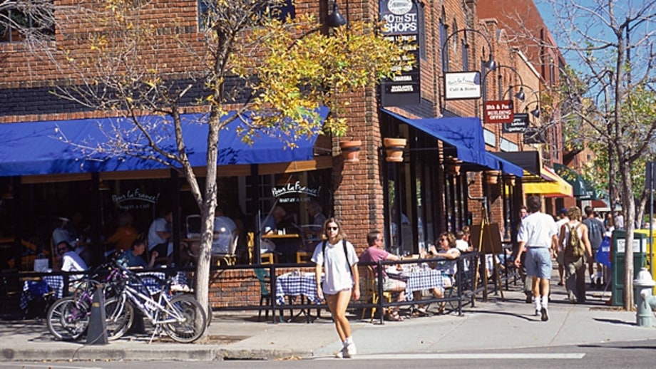 Know what restaurants and food stores are in the area before you arrive.