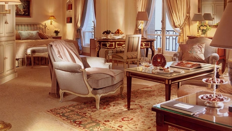 Hotel Plaza Athénée (Paris, France)