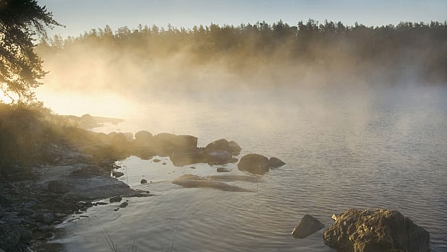Inland Lake Houseboat: Rainy Lake, Minnesota
