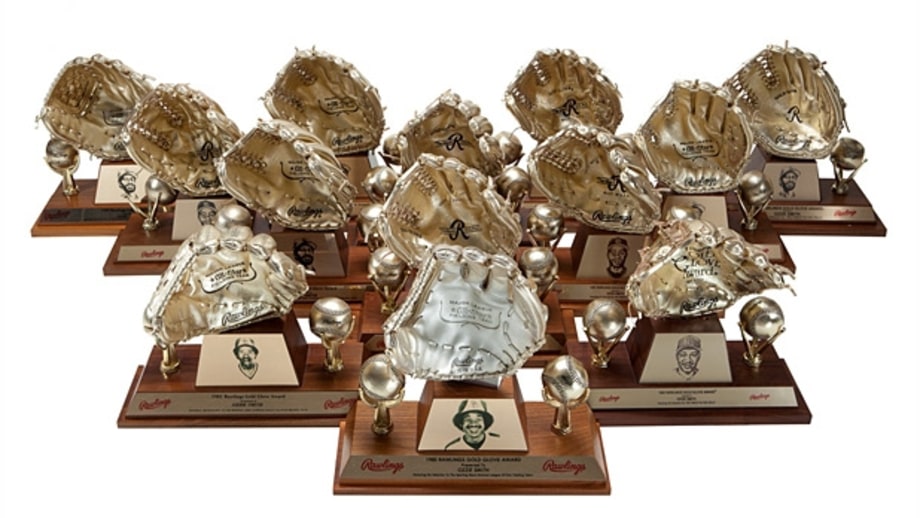 Ozzie Smith's 13 Gold Gloves