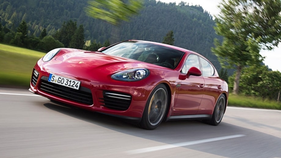 Flogging a Porsche Panamera GTS on the Autobahn