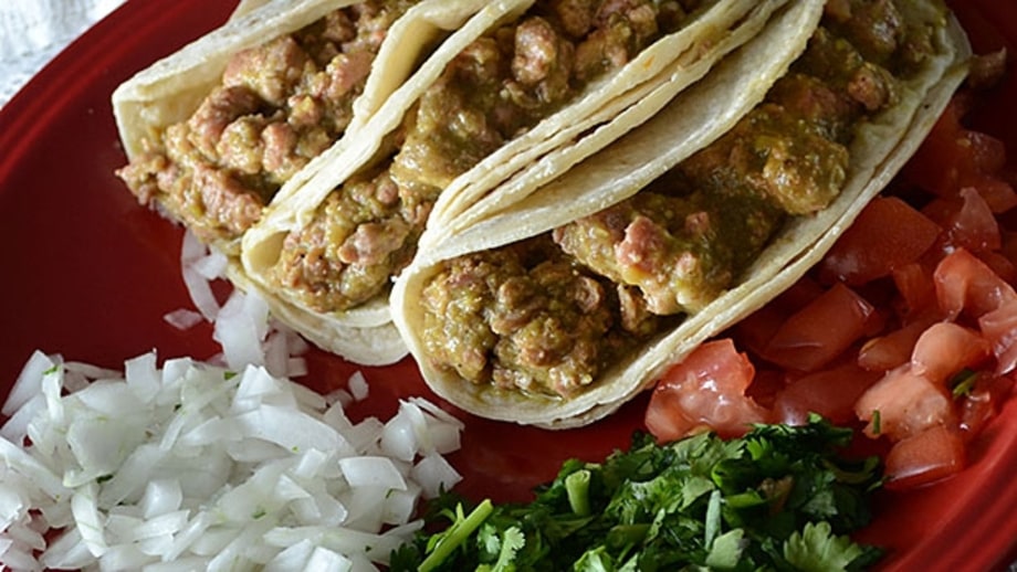 Guisado Verde Taco (La Nueva Fresh & Hot, Dallas)