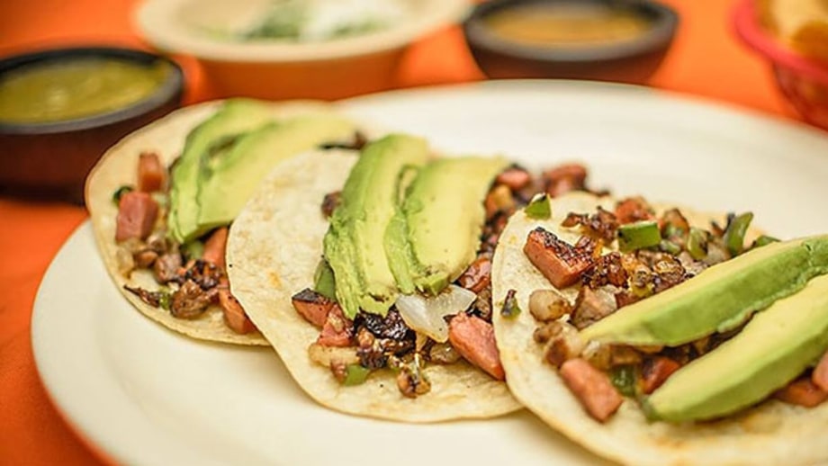 Tripas Taco (Taquitos Ravi, Laredo)