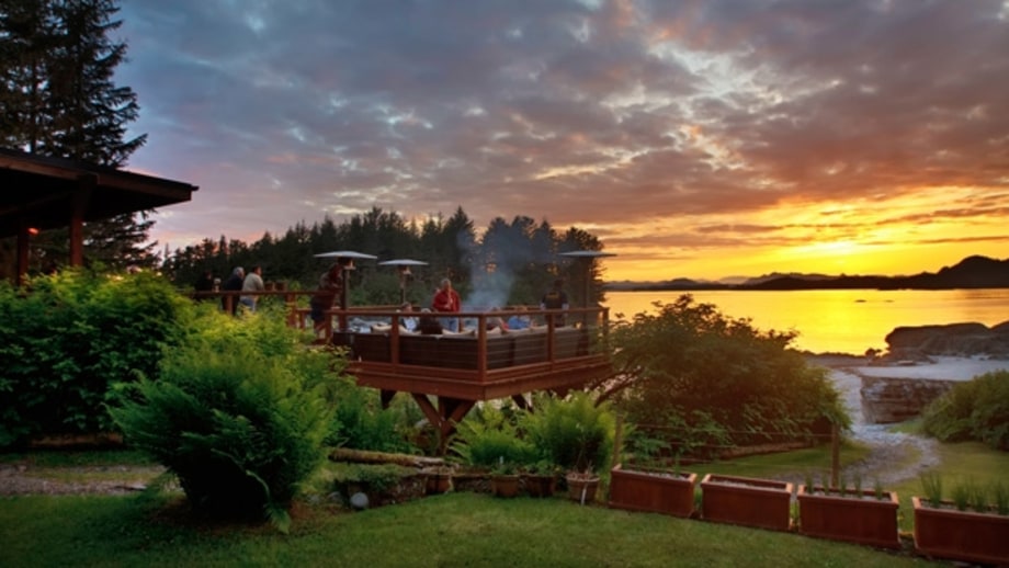 Talon Lodge Beach Bar, Sitka