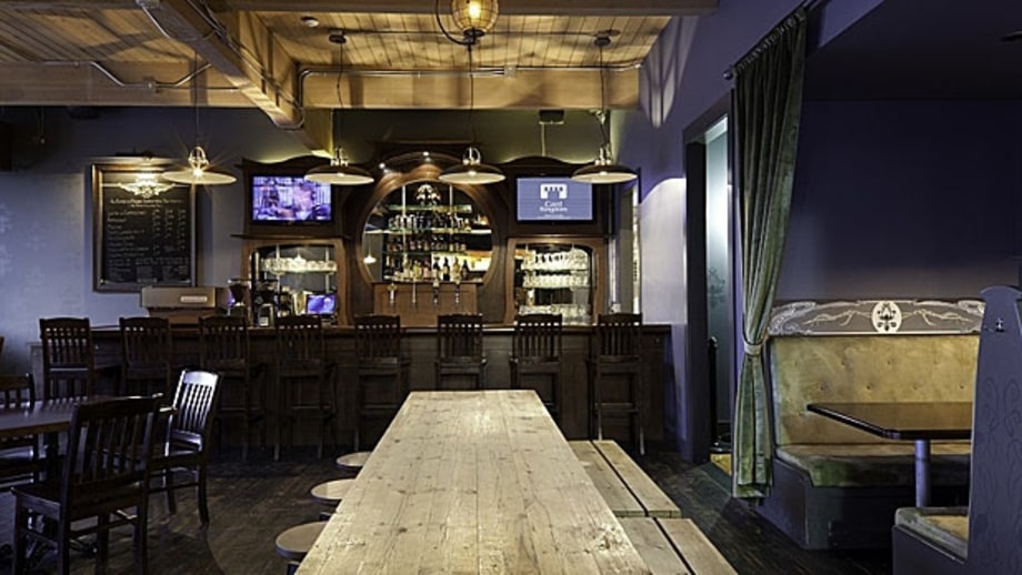 The 14 Most Unique Bars in the U.S.