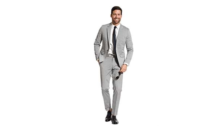 The Best Lightweight Suits for Summer