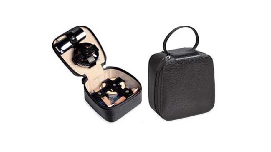 For your boss: Rowallan of Scotland James Shoe Shine Kit