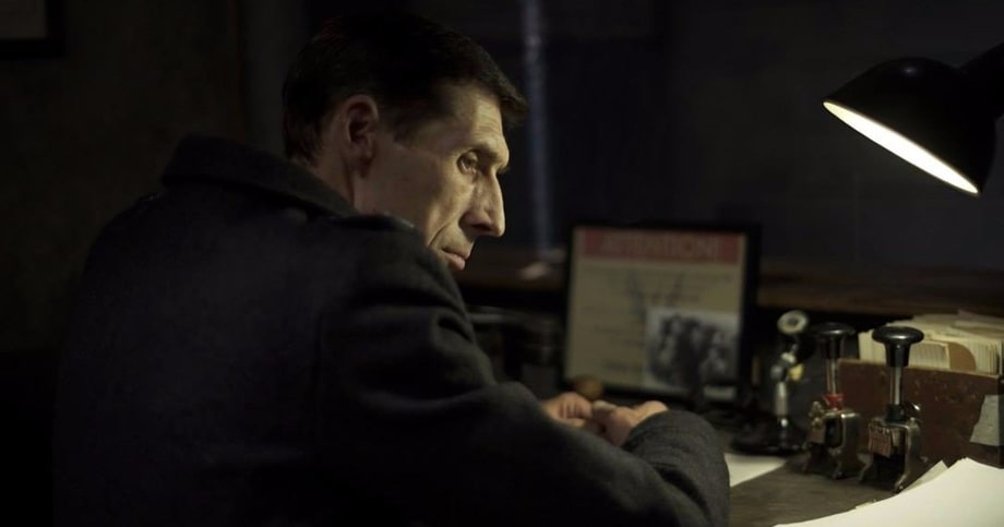 Daily Glixel: 'Papers, Please' Film, Minecon Goes Global, 'Clash of Clans' Invades Brooklyn