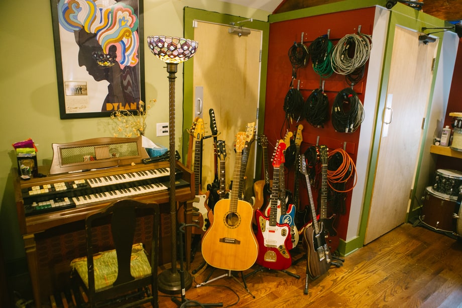 Guitar Storage